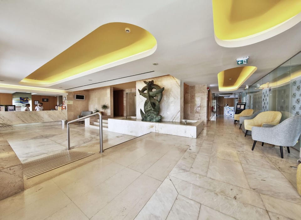 Interpass Vau Hotel Apartamentos Hotel in Portimao