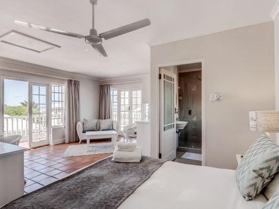 First Avenue Guesthouse Hotel in Port Elizabeth