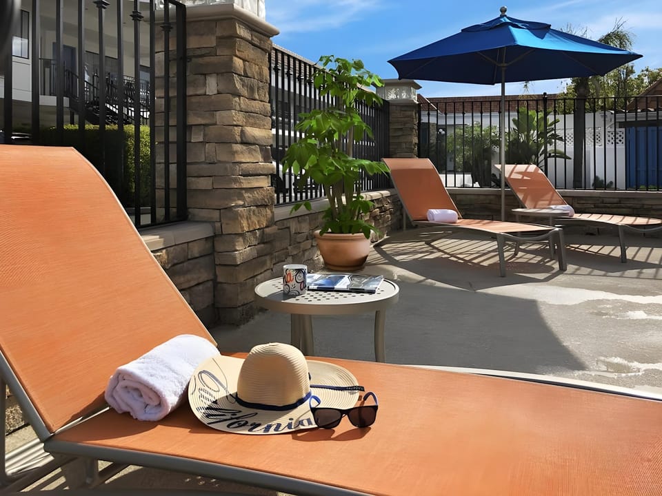 Tropicana Inn and Suites Hotel in Anaheim