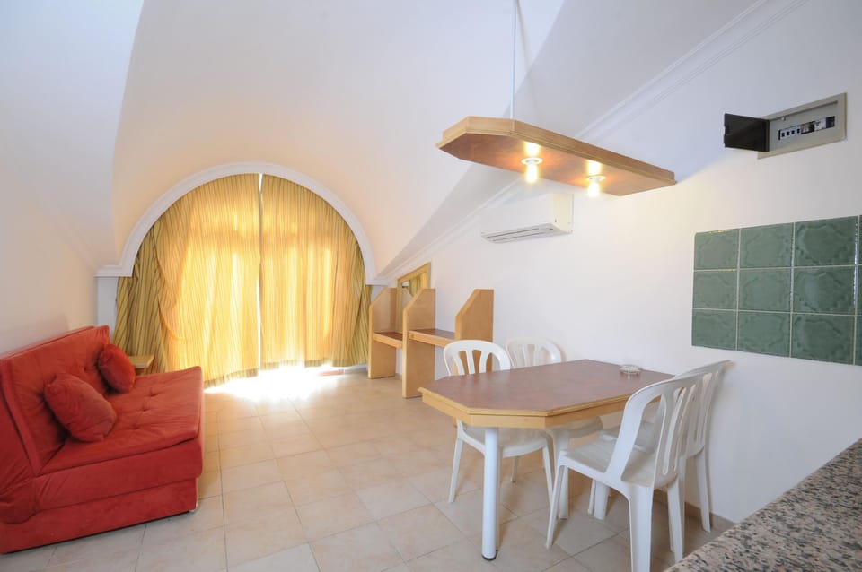 Kocer Club Apartments Hotel in Marmaris