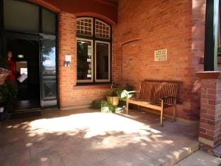 Launceston Backpackers Hotel in Launceston