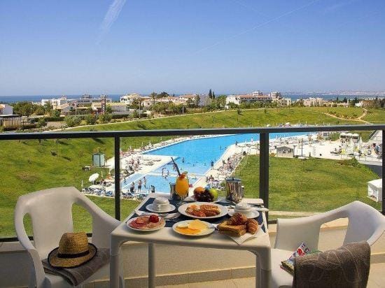 RR Alvor Baia Resort Hotel in Alvor