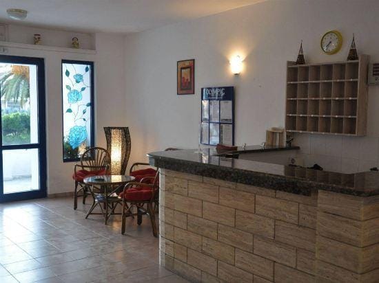 Blue Roses Hotel in Ialysos