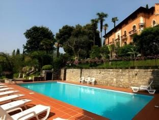 Hotel Bellevue Hotel in Lake Garda