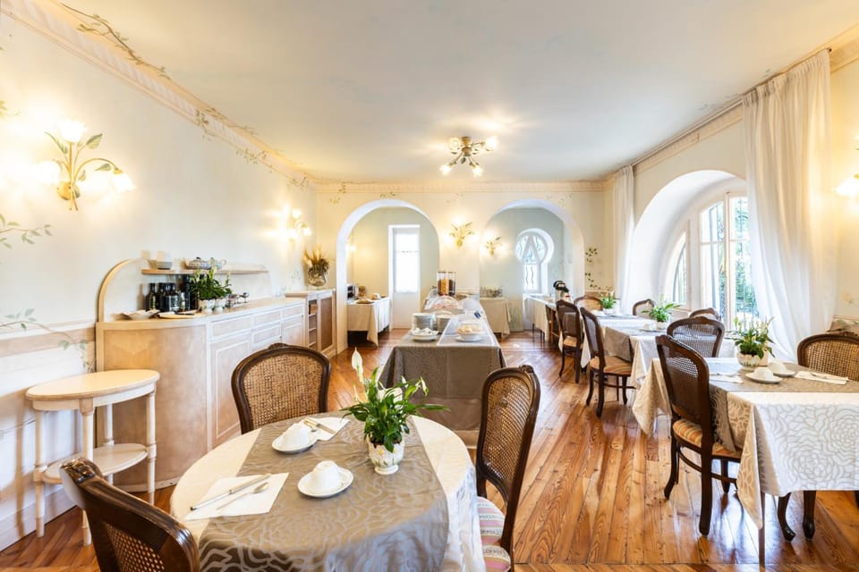 Hotel Bellevue Hotel in Lake Garda