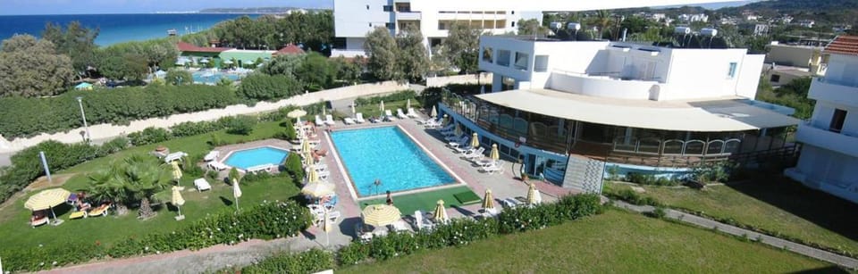 Pylea Beach Hotel Hotel in Kremasti