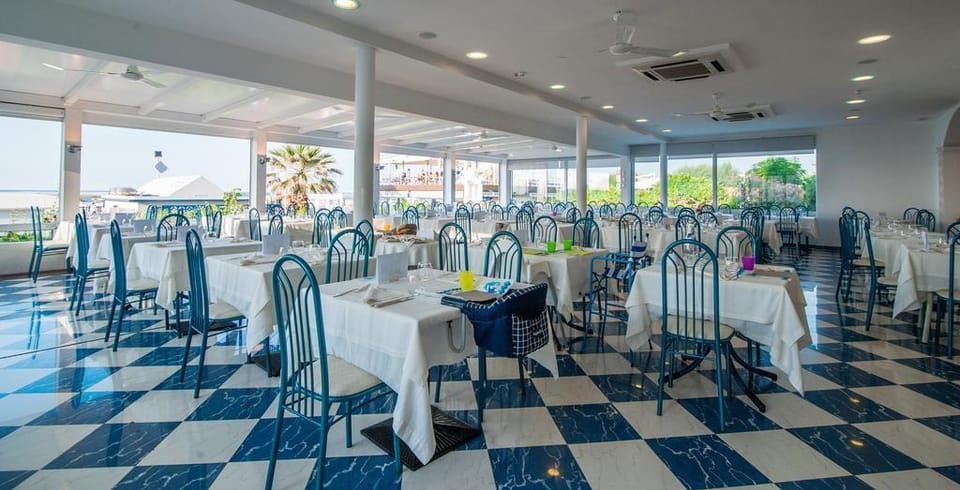 Luxor Cattolica Beach Hotel Hotel in Cattolica