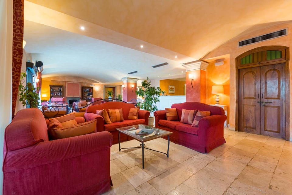 Hotel Borgo Di Cortefreda - Place of Charme Hotel in Tuscany
