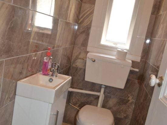 Glenfield Lodge Guest House Hotel in Leicester