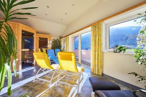 Am Zwolferkogel Appartements Hotel in Salzburgerland