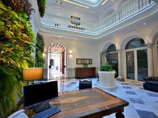 El Armador Casa Palacio by Luxury Suites Cadiz Hotel in Cadiz