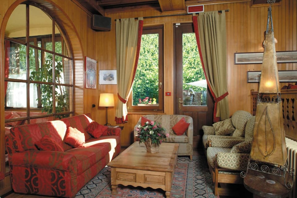 Hotel Castor Hotel in Champoluc
