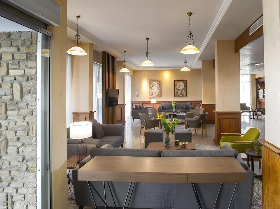 Kapetanios Limassol Hotel Hotel in Limassol City