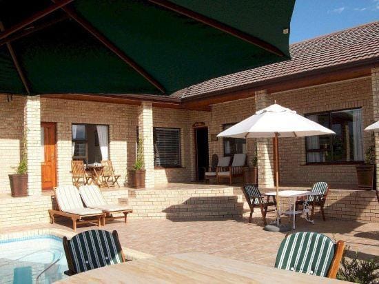 Amber Guest Lodge Hotel in Knysna