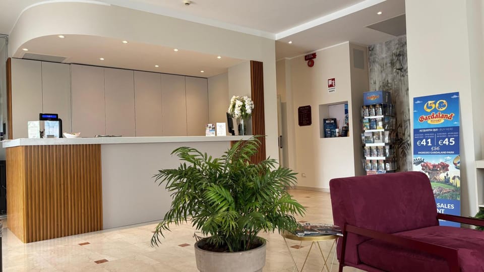 Hotel Dore Hotel in Castelnuovo del Garda