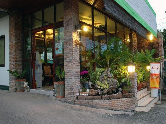 Darlington Place Hotel in Laos