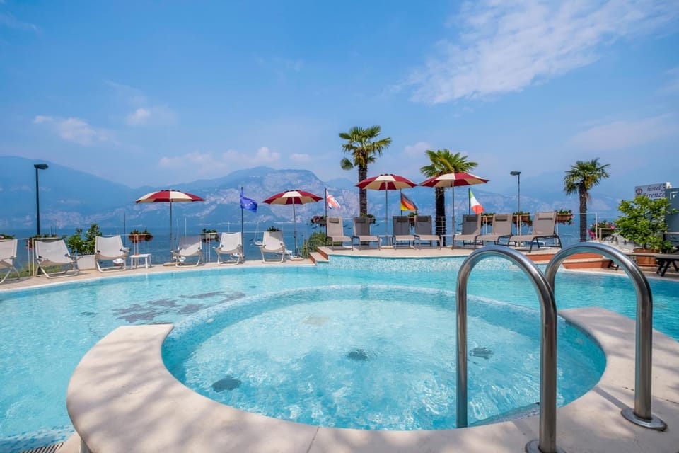 Hotel Firenze 3 Stelle Superior Hotel in Brenzone sul Garda