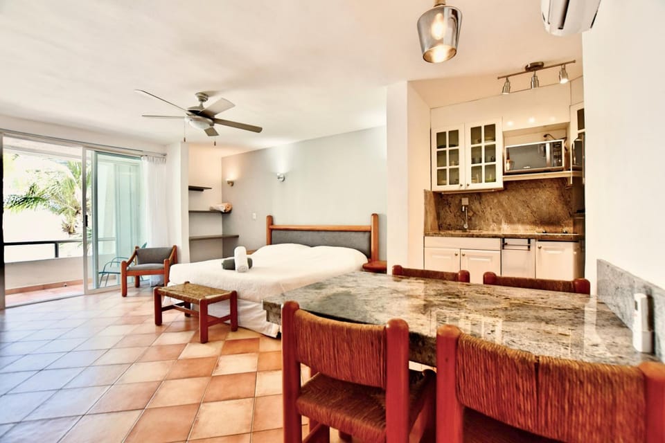 Solymar Condo Beach Resort by Casago Hotel in Cancun