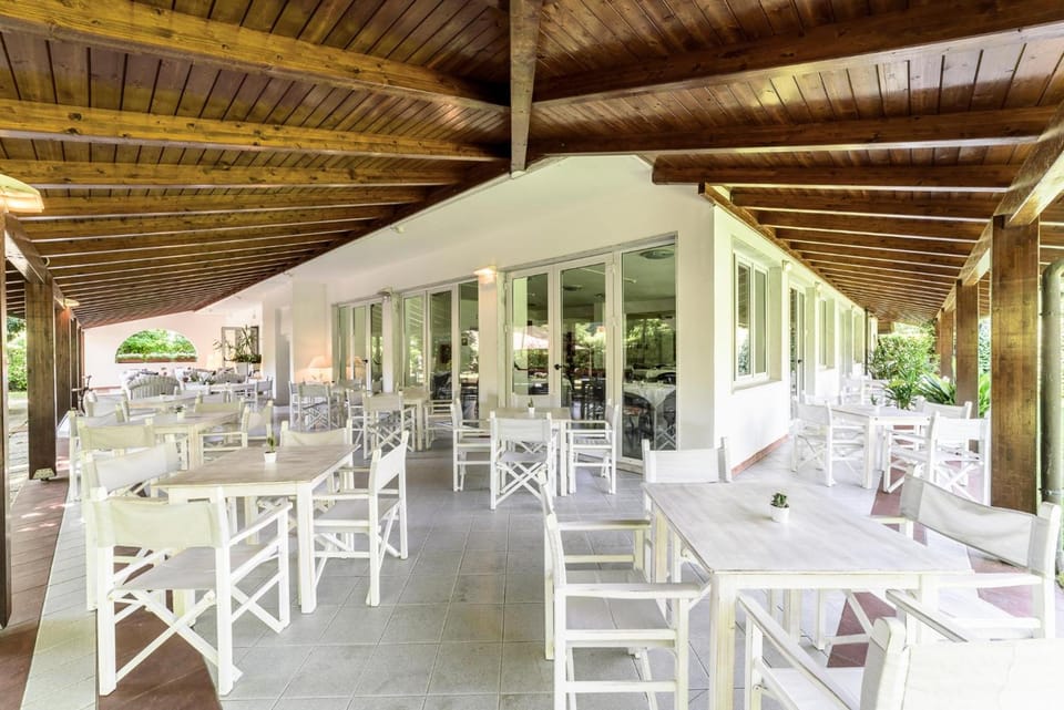 Hotel La Bussola Hotel in Province of Massa and Carrara