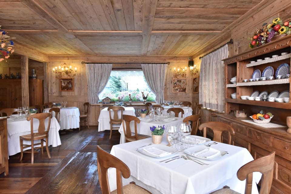 Hotel La Rouja Hotel in Champoluc