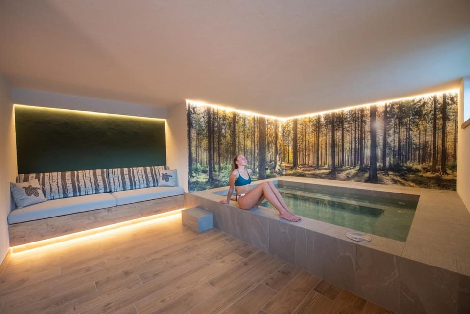 Hotel La Rouja Hotel in Champoluc