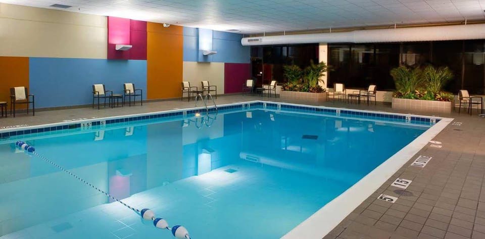 DoubleTree by Hilton Hotel Cleveland Downtown - Lakeside Hotel in Cleveland Heights