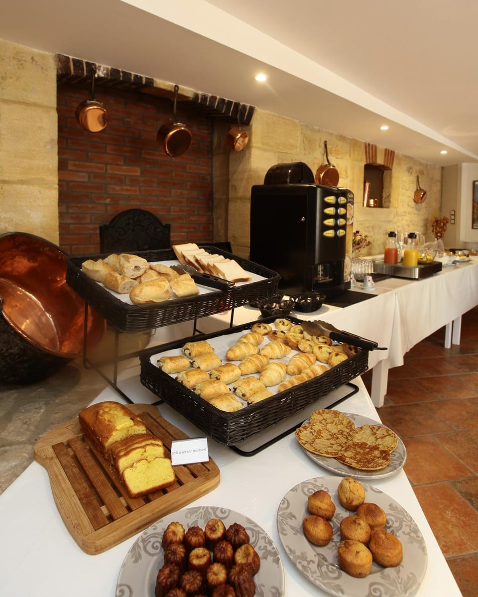 Hotel Le Madrigal Hotel in Occitanie