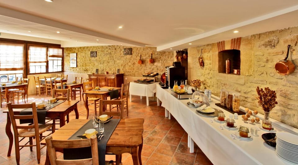 Hotel Le Madrigal Hotel in Occitanie