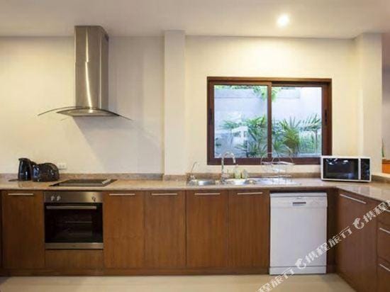 Exotic Boutique 4Br Pool Villa Toya Hotel in Rawai