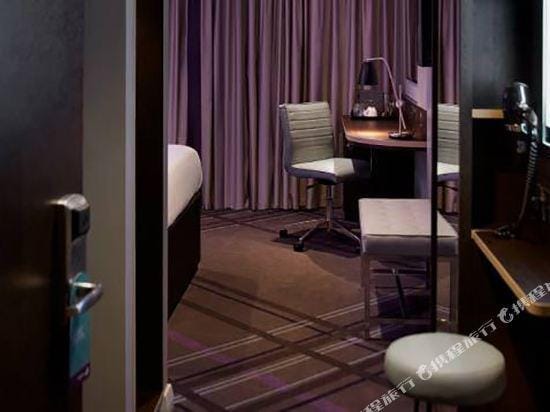 Premier Inn Edinburgh City Centre Royal Mile Hotel in Edinburgh