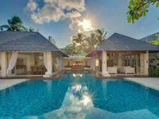 Villa Jajaliluna Hotel in Kuta