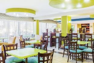 Oakland Airport Arena Hotel Hotel in San Leandro