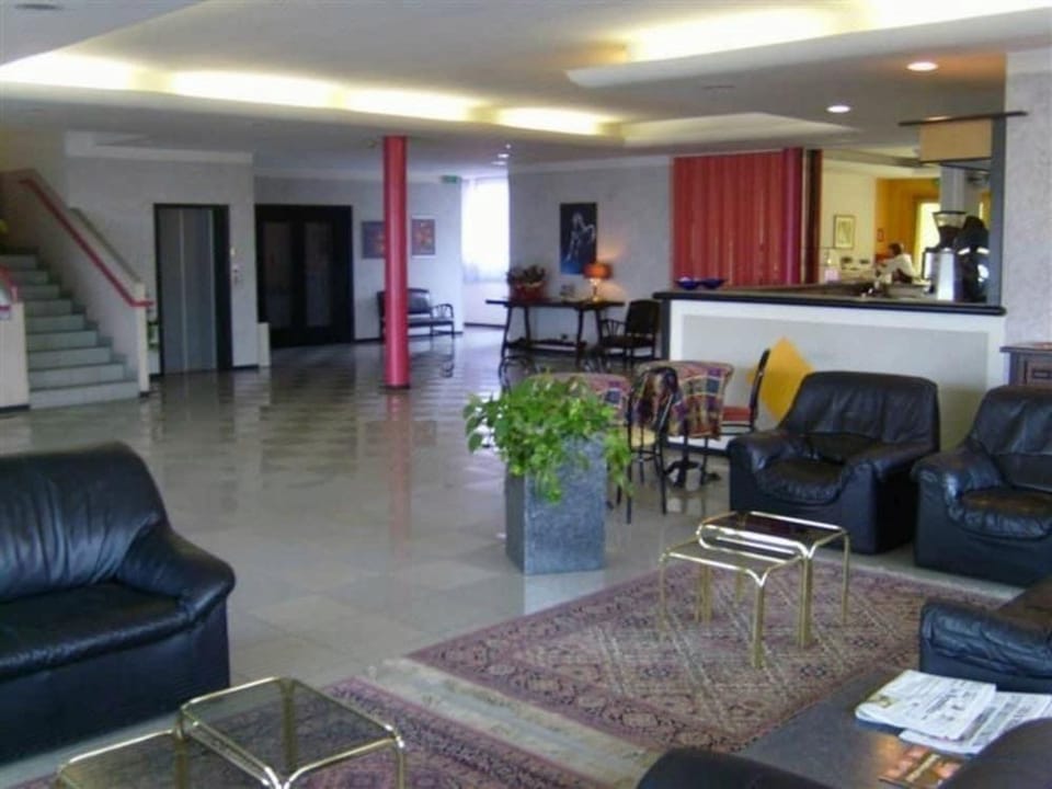 Art & Hotel Treviolo Hotel in Lombardy