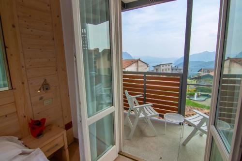 Hotel Miralago Hotel in Province of Brescia