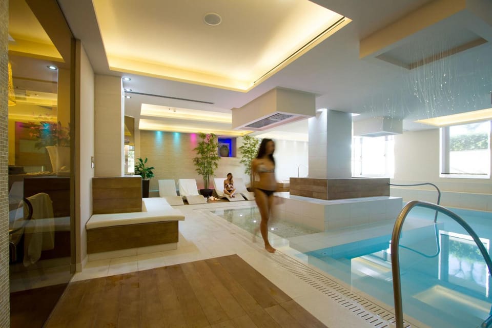 Hot tub