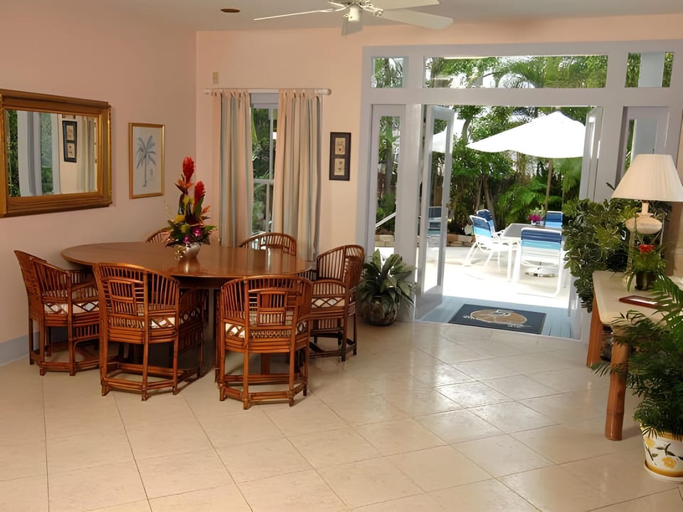 Heron House Court - Adult Only Hotel in Key West