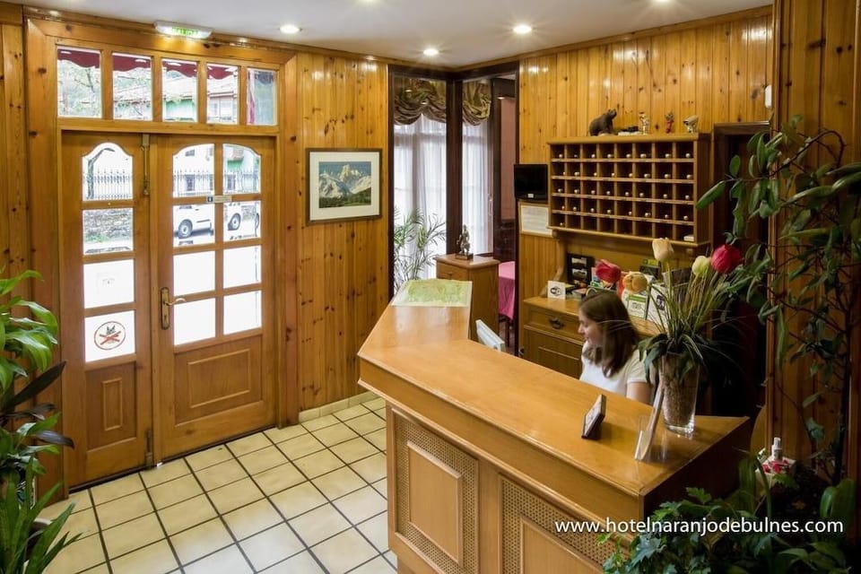 Hotel Naranjo De Bulnes Hotel in Cantabria