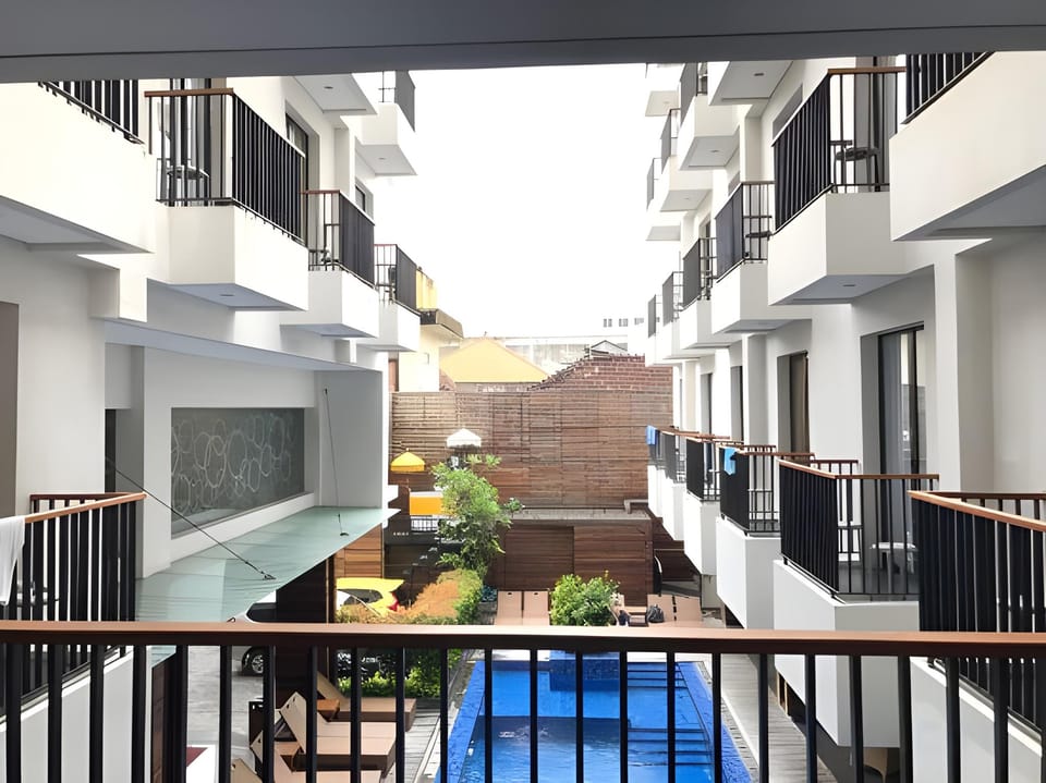 Sans Vibes Hotel Seminyak Hotel in Kuta