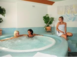 Hot tub