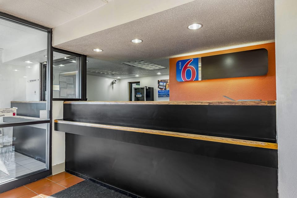 Days Inn by Wyndham Cincinnati I-71 Hotel in Cincinnati