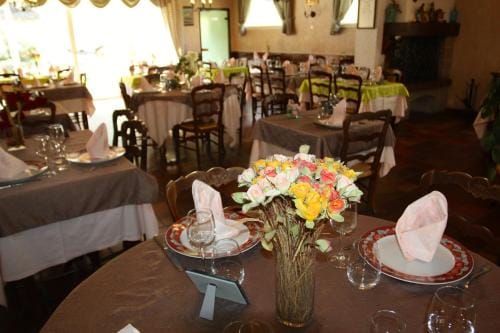 Hotel Restaurant des Deux Vallees Hotel in Auvergne-Rhône-Alpes