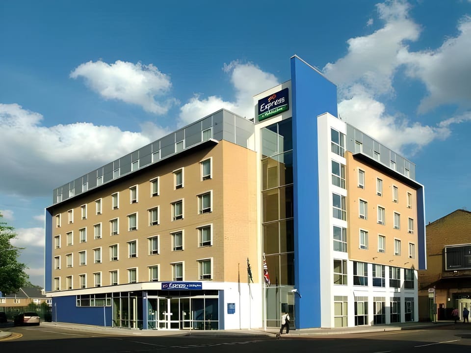 Holiday Inn Express London Earls Court Hotel in City of Westminster