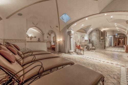 Hotel Al Sonnenhof Hotel in San Vigilio di Marebbe