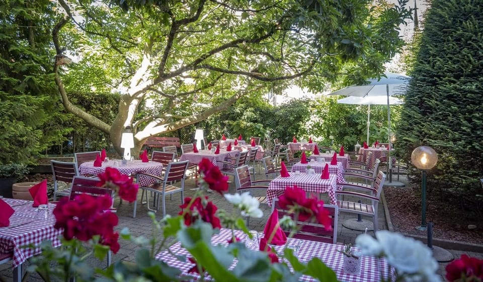 Hotel Restaurant Aux Sapins Hotel in Switzerland