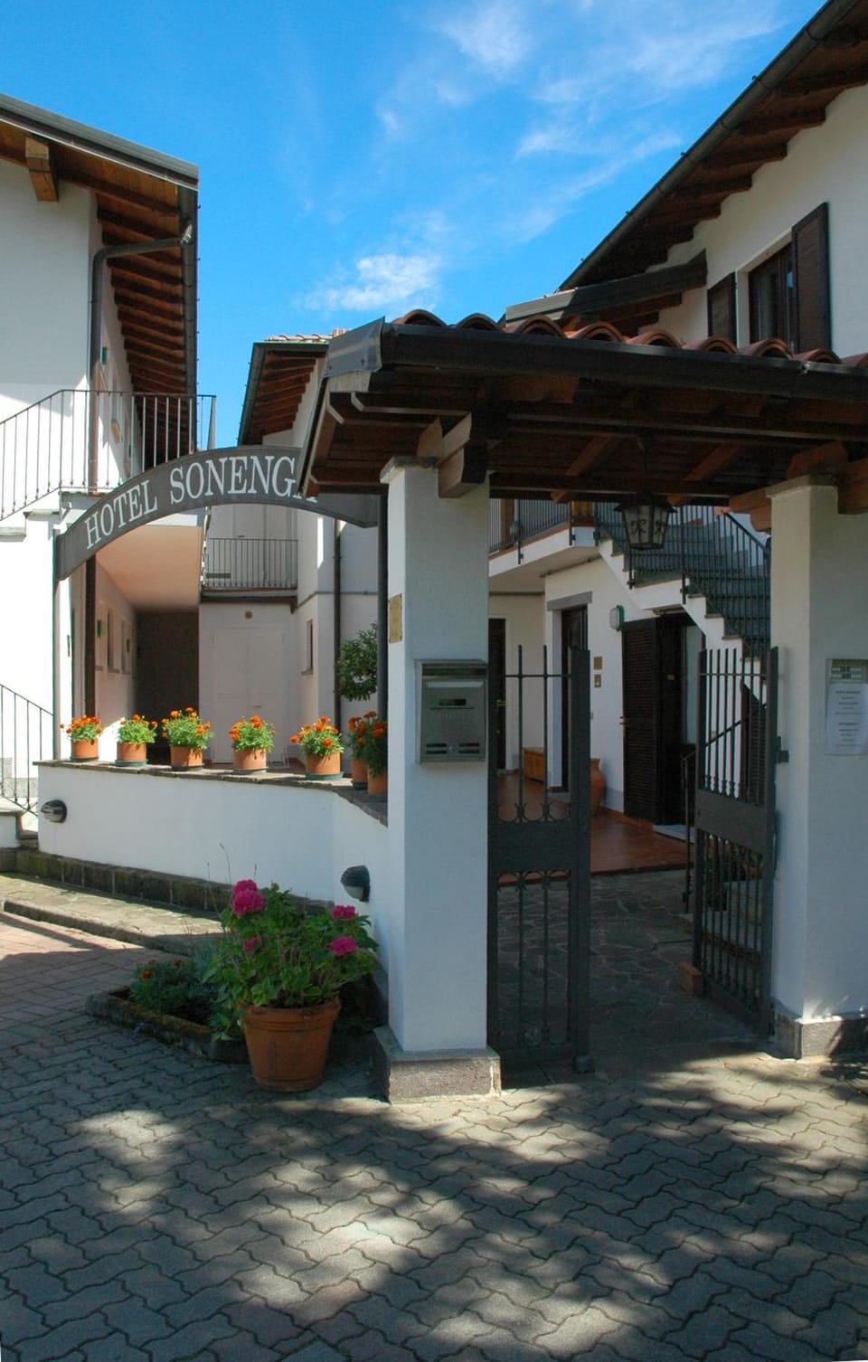 Hotel Sonenga Hotel in Menaggio