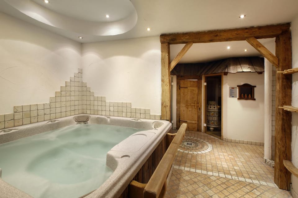Hotel Touring Hotel in Trentino-South Tyrol