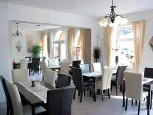 Hotel Vier Lowen Hotel in Graach an der Mosel