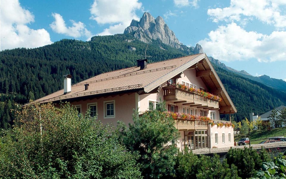 Hotel Villa Mozart Hotel in Pozza di Fassa