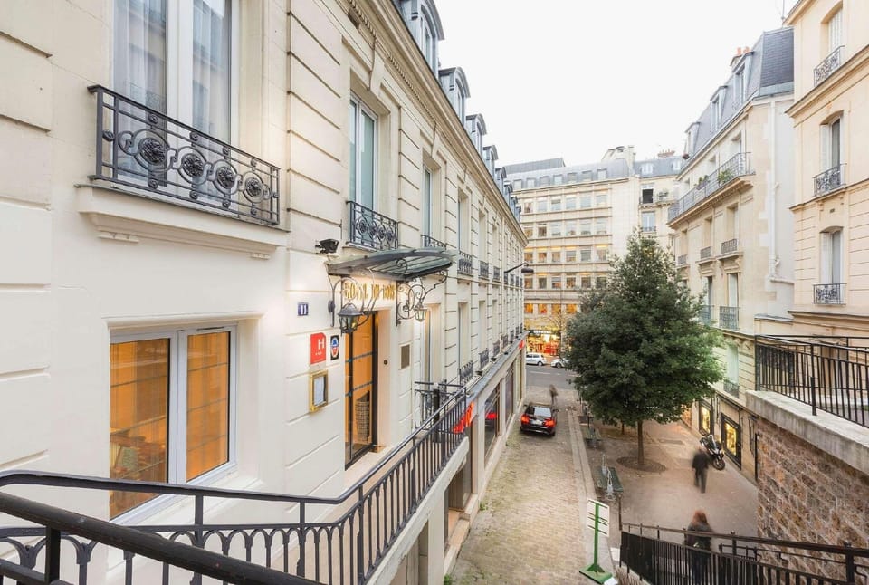 Hotel du Bois Champs-Elysees Hotel in Paris
