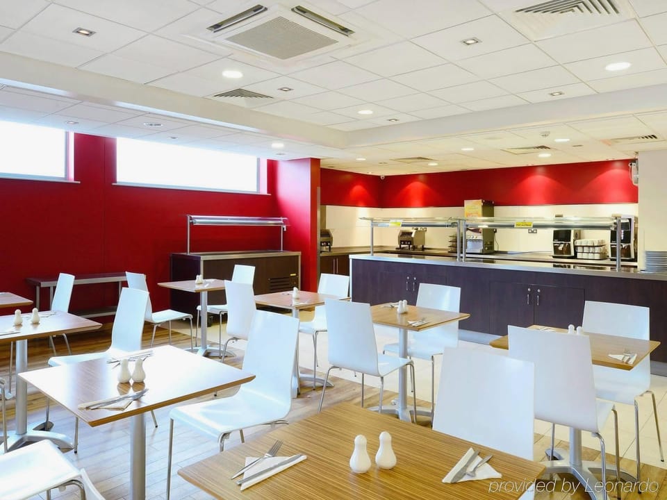 Travelodge London Central Waterloo Hotel in London Borough of Southwark